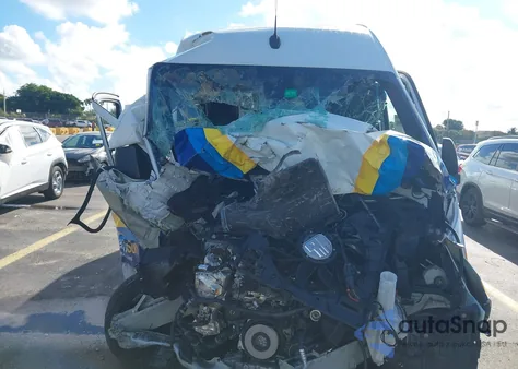 2023 Mercedes-Benz Sprinter 2500 High Roof 4-Cyl Diesel z USA, uszkodzony, nr VIN W1Z4KGHY4PT132189